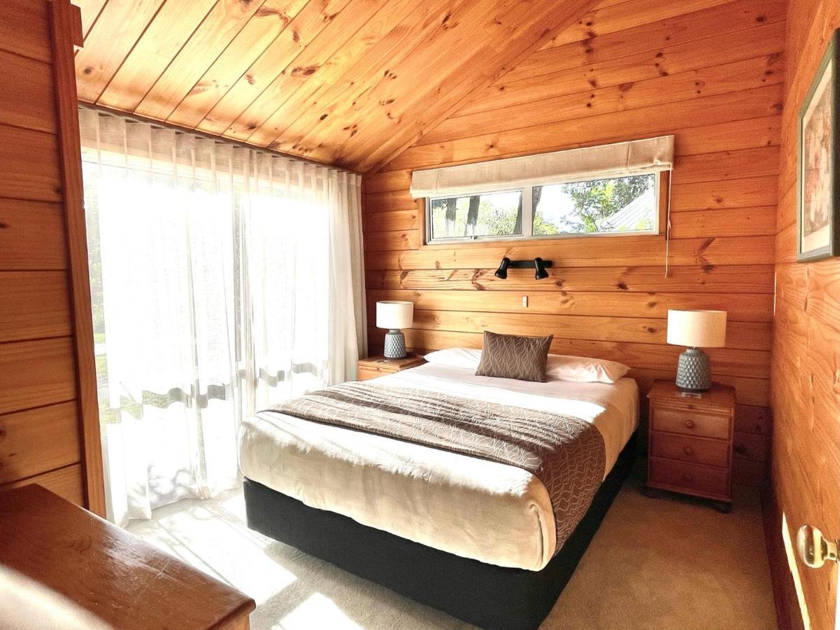 Tatahi Lodge Beach Resort Хахей Экстерьер фото