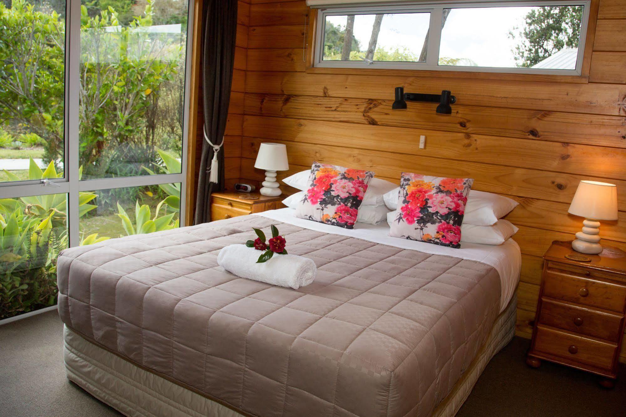 Tatahi Lodge Beach Resort Хахей Экстерьер фото