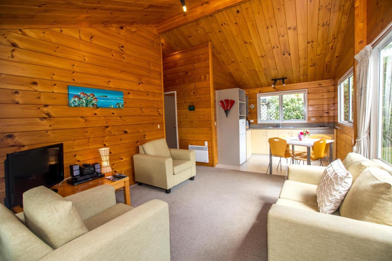 Tatahi Lodge Beach Resort Хахей Экстерьер фото